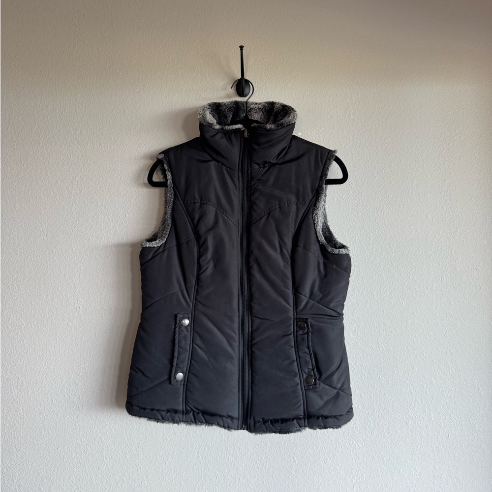 Women's Black Quilted Puffer Vest Reversible to Faux Fur